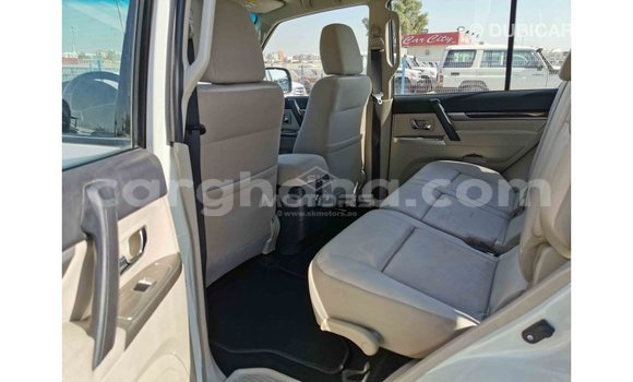 Buy Import Mitsubishi Pajero White Car in Import - Dubai in Ashanti Buy Import Mitsubishi Pajero White Car in Import - Dubai in Ashanti