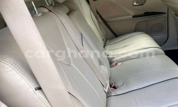 Buy Used Toyota Venza White Car in Accra in Greater Accra Buy Used Toyota Venza White Car in Accra in Greater Accra