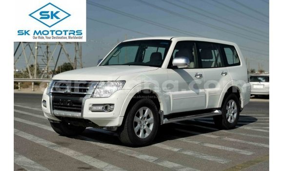 Buy Import Mitsubishi Pajero White Car in Import - Dubai in Ashanti Buy Import Mitsubishi Pajero White Car in Import - Dubai in Ashanti