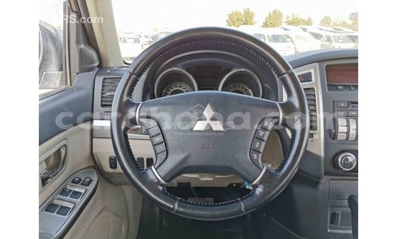 Buy Import Mitsubishi Pajero White Car in Import - Dubai in Ashanti Buy Import Mitsubishi Pajero White Car in Import - Dubai in Ashanti