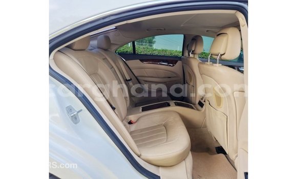 Ra Imported Mercedes-Benz A200 funfun Ọkọ̀ in Import - Dubai ni Ashanti Ra Imported Mercedes-Benz A200 funfun Ọkọ̀ in Import - Dubai ni Ashanti