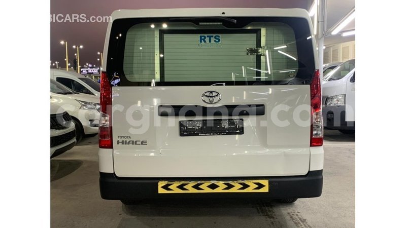 Big with watermark toyota hiace ashanti import dubai 31082