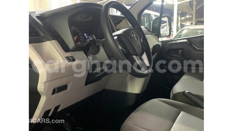 Big with watermark toyota hiace ashanti import dubai 31082