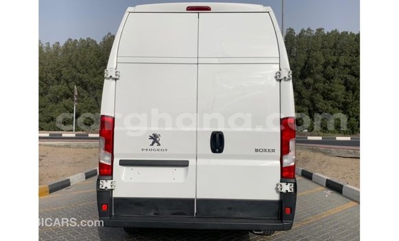 Ra Imported Peugeot 201 funfun Ọkọ̀ in Import - Dubai ni Ashanti Ra Imported Peugeot 201 funfun Ọkọ̀ in Import - Dubai ni Ashanti