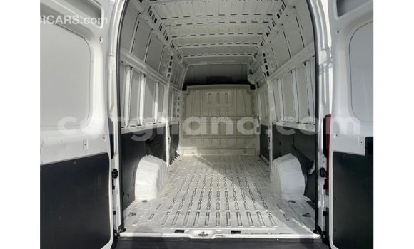 Ra Imported Peugeot 201 funfun Ọkọ̀ in Import - Dubai ni Ashanti Ra Imported Peugeot 201 funfun Ọkọ̀ in Import - Dubai ni Ashanti