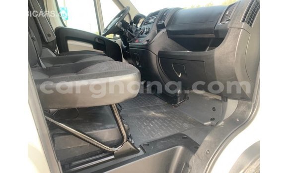 Ra Imported Peugeot 201 funfun Ọkọ̀ in Import - Dubai ni Ashanti Ra Imported Peugeot 201 funfun Ọkọ̀ in Import - Dubai ni Ashanti