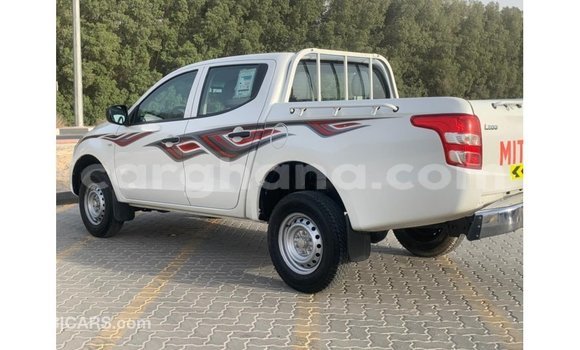 Sayi Imported Mitsubishi L200 White Mota in Import - Dubai a Ashanti Sayi Imported Mitsubishi L200 White Mota in Import - Dubai a Ashanti