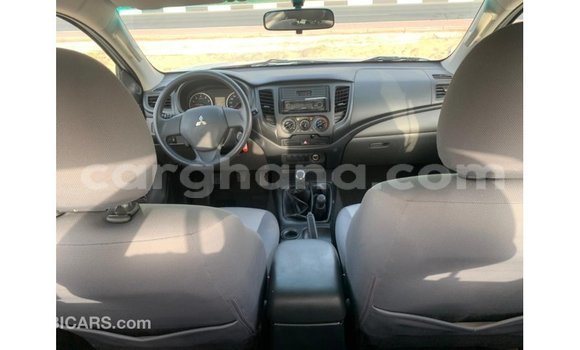 Sayi Imported Mitsubishi L200 White Mota in Import - Dubai a Ashanti Sayi Imported Mitsubishi L200 White Mota in Import - Dubai a Ashanti