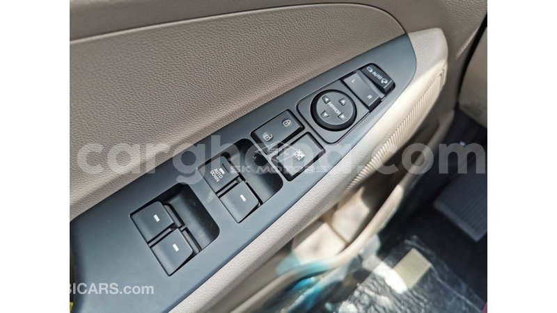 Big with watermark hyundai tucson ashanti import dubai 31104