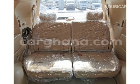 Ra Imported Toyota Land Cruiser funfun Ọkọ̀ in Import - Dubai ni Ashanti Ra Imported Toyota Land Cruiser funfun Ọkọ̀ in Import - Dubai ni Ashanti