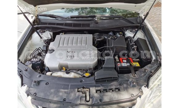 Ra Imported Toyota Aurion funfun Ọkọ̀ in Import - Dubai ni Ashanti Ra Imported Toyota Aurion funfun Ọkọ̀ in Import - Dubai ni Ashanti