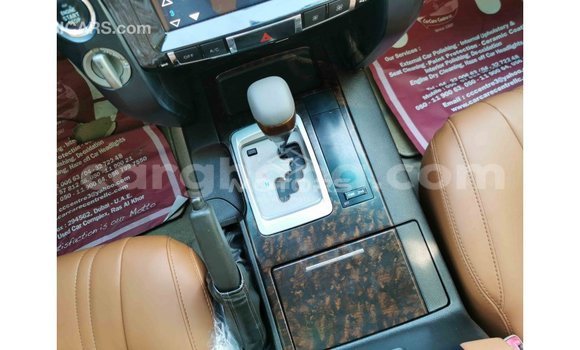 Ra Imported Toyota Land Cruiser funfun Ọkọ̀ in Import - Dubai ni Ashanti Ra Imported Toyota Land Cruiser funfun Ọkọ̀ in Import - Dubai ni Ashanti