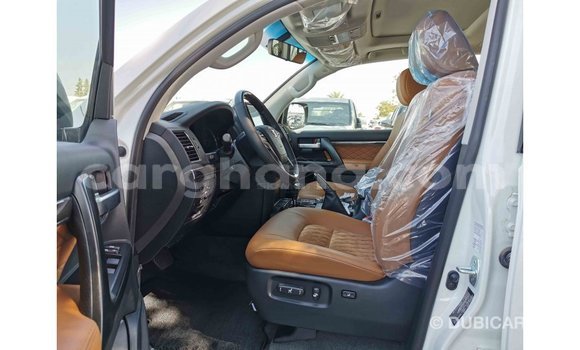 Ra Imported Toyota Land Cruiser funfun Ọkọ̀ in Import - Dubai ni Ashanti Ra Imported Toyota Land Cruiser funfun Ọkọ̀ in Import - Dubai ni Ashanti