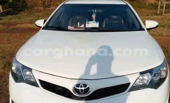 Buy Used Toyota Camry White Car in Sekondi–Takoradi Metropolitan in Western Buy Used Toyota Camry White Car in Sekondi–Takoradi Metropolitan in Western