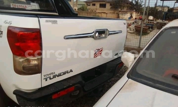 Sayi Na hannu Toyota Tundra White Mota in Sekondi–Takoradi Metropolitan a Yamma Sayi Na hannu Toyota Tundra White Mota in Sekondi–Takoradi Metropolitan a Yamma