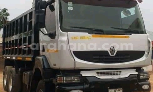 Ra Àlòkù Renault 10 Miiran Ọkọ̀ in Accra ni Greater Accra