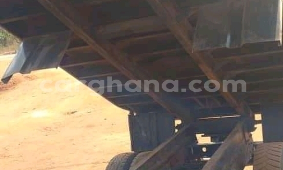 Ra Àlòkù Renault 10 Miiran Ọkọ̀ in Accra ni Greater Accra Ra Àlòkù Renault 10 Miiran Ọkọ̀ in Accra ni Greater Accra