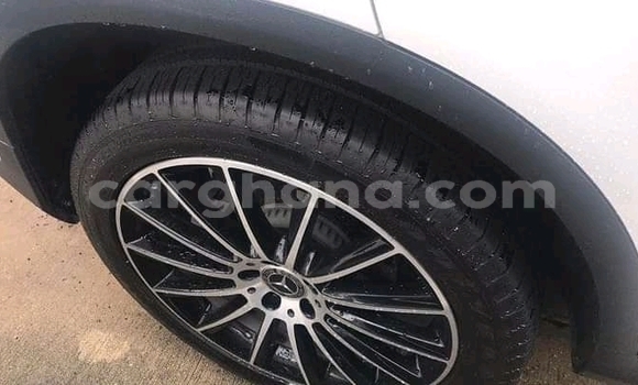Buy Used Mercedes‒Benz GLC White Car in Accra in Greater Accra Buy Used Mercedes‒Benz GLC White Car in Accra in Greater Accra