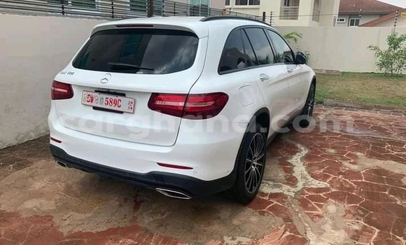 Buy Used Mercedes‒Benz GLC White Car in Accra in Greater Accra Buy Used Mercedes‒Benz GLC White Car in Accra in Greater Accra