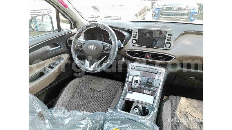 Big with watermark hyundai santa fe ashanti import dubai 31247