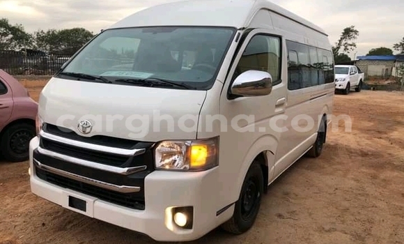 Buy Used Toyota Hiace White Car in Accra in Greater Accra