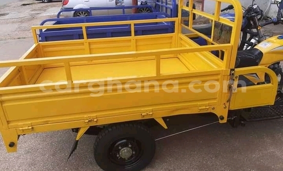 Sayi Na hannu Apsonic Yorobo 150 Sauran Motsi in Sekondi–Takoradi Metropolitan a Yamma Sayi Na hannu Apsonic Yorobo 150 Sauran Motsi in Sekondi–Takoradi Metropolitan a Yamma