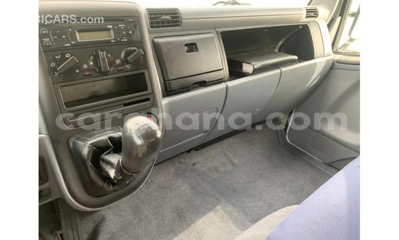 Sayi Imported Mitsubishi Carisma White Mota in Import - Dubai a Ashanti Sayi Imported Mitsubishi Carisma White Mota in Import - Dubai a Ashanti