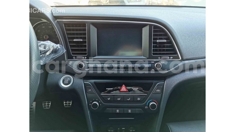 Big with watermark hyundai elantra ashanti import dubai 31301