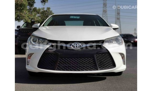 Sayi Imported Toyota Camry White Mota in Import - Dubai a Ashanti Sayi Imported Toyota Camry White Mota in Import - Dubai a Ashanti