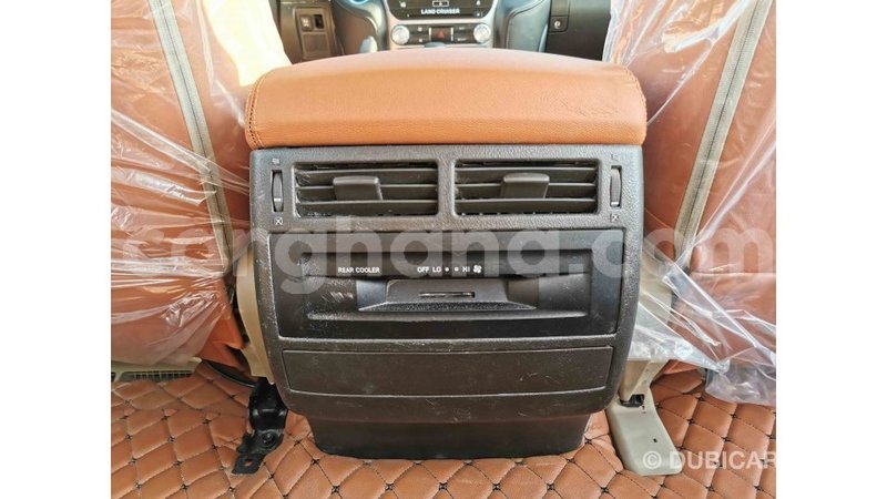 Big with watermark toyota land cruiser ashanti import dubai 31323