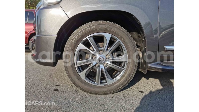 Big with watermark toyota land cruiser ashanti import dubai 31323