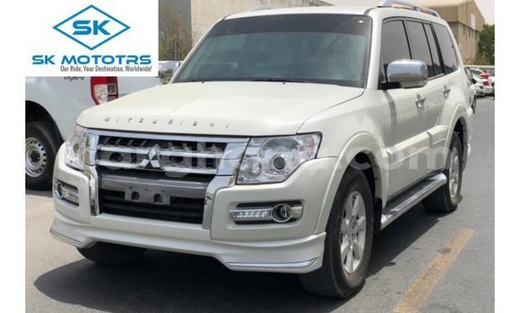 Ra Imported Mitsubishi Pajero funfun Ọkọ̀ in Import - Dubai ni Ashanti Ra Imported Mitsubishi Pajero funfun Ọkọ̀ in Import - Dubai ni Ashanti