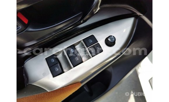 Ra Imported Toyota Innova funfun Ọkọ̀ in Import - Dubai ni Ashanti Ra Imported Toyota Innova funfun Ọkọ̀ in Import - Dubai ni Ashanti