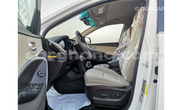 Sayi Imported Hyundai Santa Fe White Mota in Import - Dubai a Ashanti Sayi Imported Hyundai Santa Fe White Mota in Import - Dubai a Ashanti