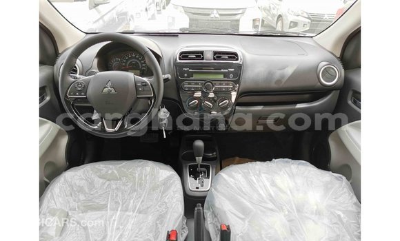 Sayi Imported Mitsubishi Pajero Blue Mota in Import - Dubai a Ashanti Sayi Imported Mitsubishi Pajero Blue Mota in Import - Dubai a Ashanti