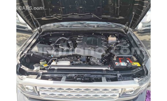 Ra Imported Toyota FJ Cruiser Black Ọkọ̀ in Import - Dubai ni Ashanti Ra Imported Toyota FJ Cruiser Black Ọkọ̀ in Import - Dubai ni Ashanti