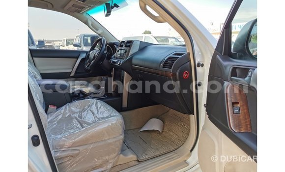 Sayi Imported Toyota Prado White Mota in Import - Dubai a Ashanti Sayi Imported Toyota Prado White Mota in Import - Dubai a Ashanti