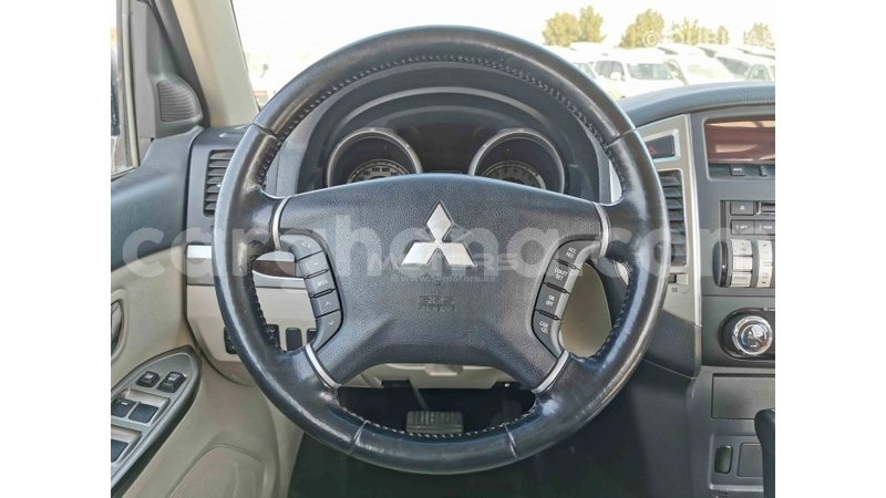 Big with watermark mitsubishi pajero ashanti import dubai 31407