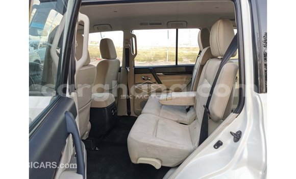 Buy Import Mitsubishi Pajero White Car in Import - Dubai in Ashanti Buy Import Mitsubishi Pajero White Car in Import - Dubai in Ashanti