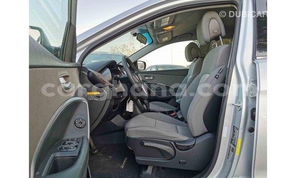 Sayi Imported Hyundai Santa Fe Sauran Mota in Import - Dubai a Ashanti Sayi Imported Hyundai Santa Fe Sauran Mota in Import - Dubai a Ashanti