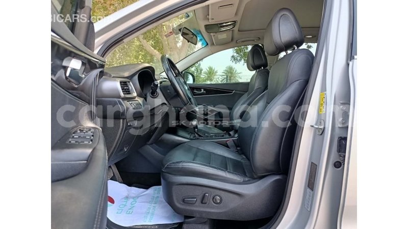 Big with watermark kia sorento ashanti import dubai 31419