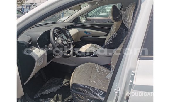 Buy Import Hyundai Tucson White Car in Import - Dubai in Ashanti Buy Import Hyundai Tucson White Car in Import - Dubai in Ashanti