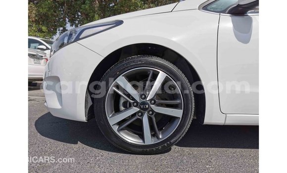 Buy Import Kia Cerato White Car in Import - Dubai in Ashanti Buy Import Kia Cerato White Car in Import - Dubai in Ashanti
