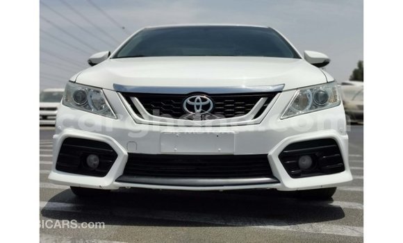 Ra Imported Toyota Aurion funfun Ọkọ̀ in Import - Dubai ni Ashanti Ra Imported Toyota Aurion funfun Ọkọ̀ in Import - Dubai ni Ashanti