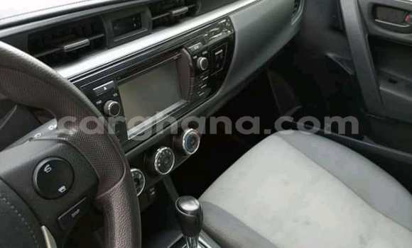 Buy Used Toyota Corolla White Car in Accra in Greater Accra Buy Used Toyota Corolla White Car in Accra in Greater Accra