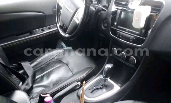 Ra Àlòkù Chrysler 300C Black Ọkọ̀ in Accra ni Greater Accra Ra Àlòkù Chrysler 300C Black Ọkọ̀ in Accra ni Greater Accra