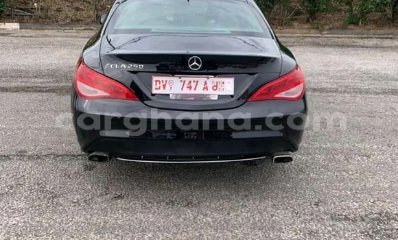 Sayi Na hannu Mercedes‒Benz 300CD Sauran Mota in Accra a Greater Accra