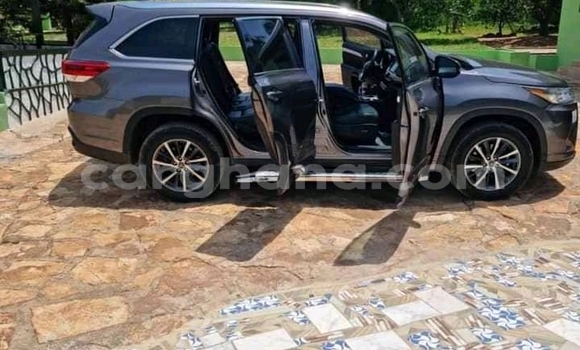 Buy Used Toyota Highlander Other Car in Accra in Greater Accra Buy Used Toyota Highlander Other Car in Accra in Greater Accra