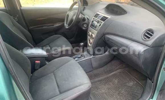 Sayi Na hannu Toyota Yaris Blue Mota in Sekondi–Takoradi Metropolitan a Yamma Sayi Na hannu Toyota Yaris Blue Mota in Sekondi–Takoradi Metropolitan a Yamma