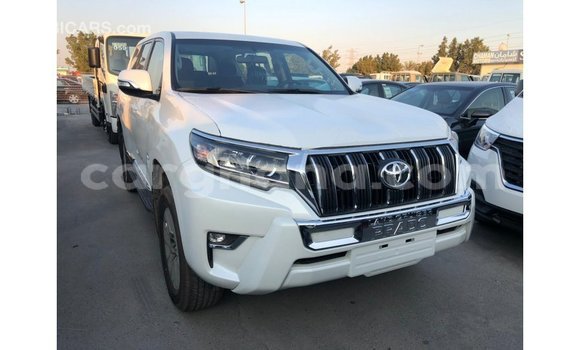 Sayi Imported Toyota Prado White Mota in Import - Dubai a Ashanti Sayi Imported Toyota Prado White Mota in Import - Dubai a Ashanti